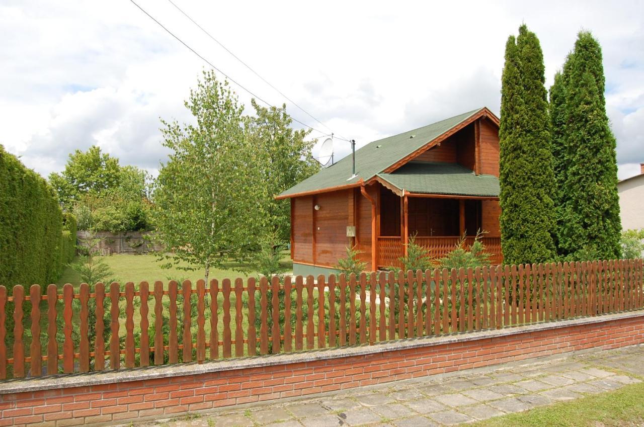 Balatonberény Lake House Farsang מראה חיצוני תמונה